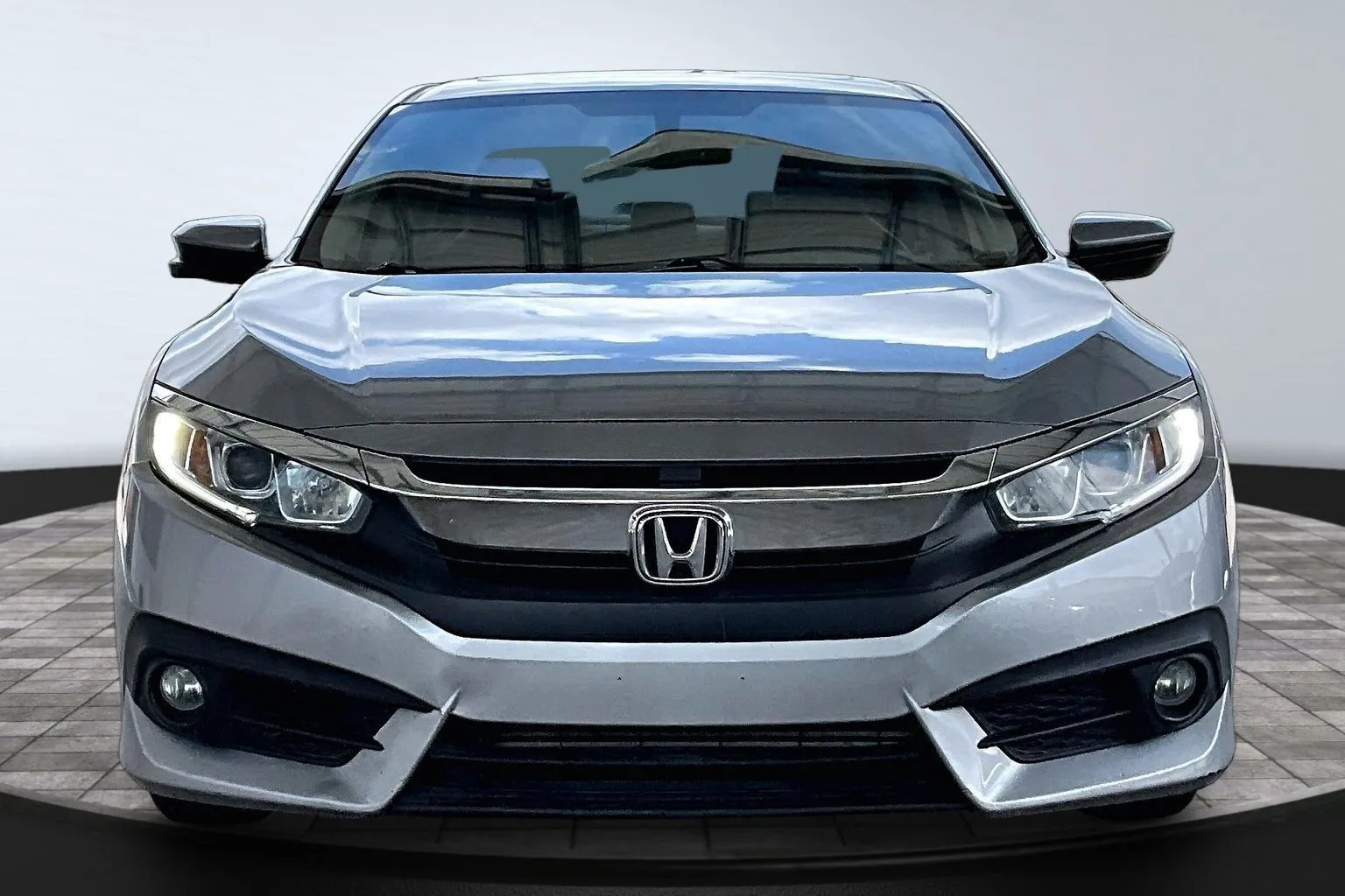 Honda Civic photo 2