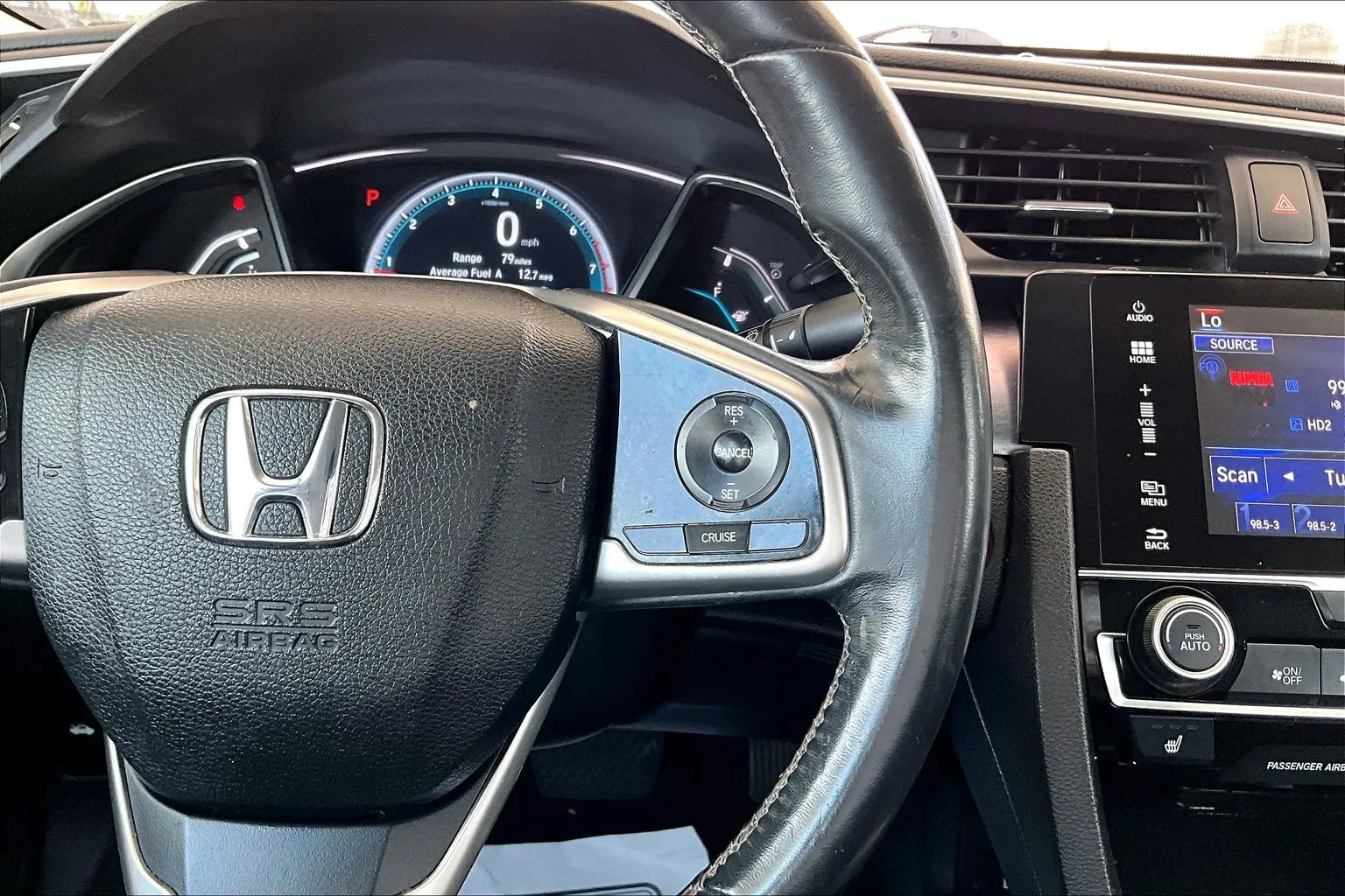 Honda Civic photo 11