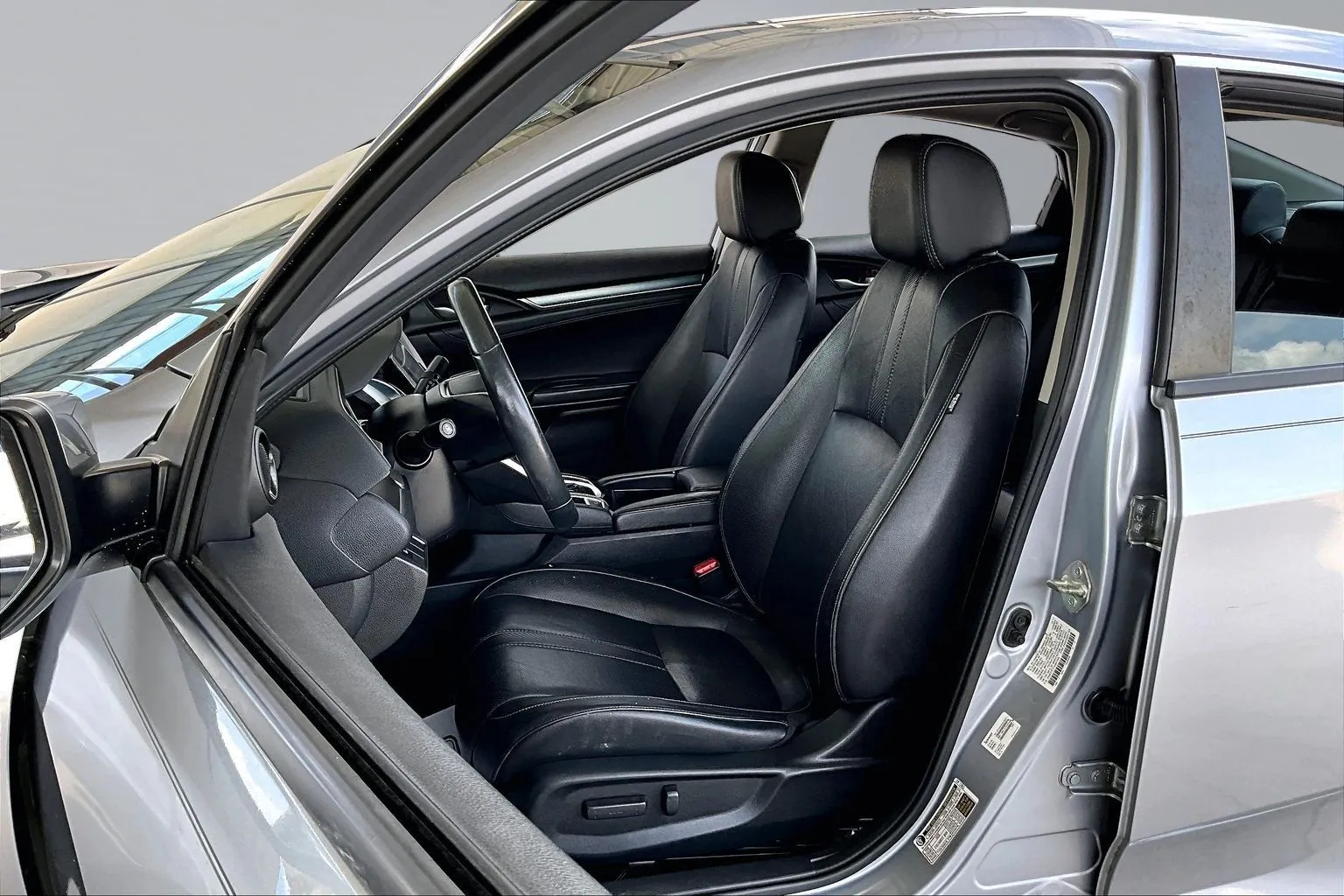 Honda Civic photo 18