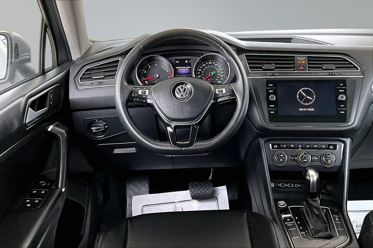 Volkswagen Tiguan photo 8
