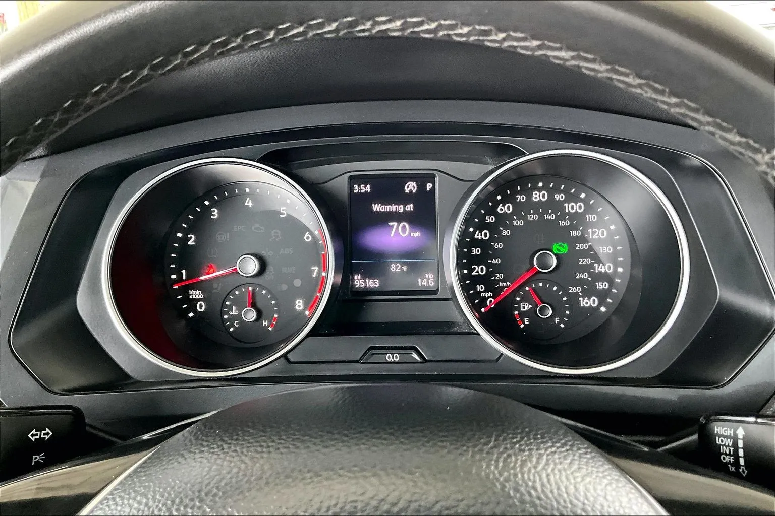 Volkswagen Tiguan photo 12