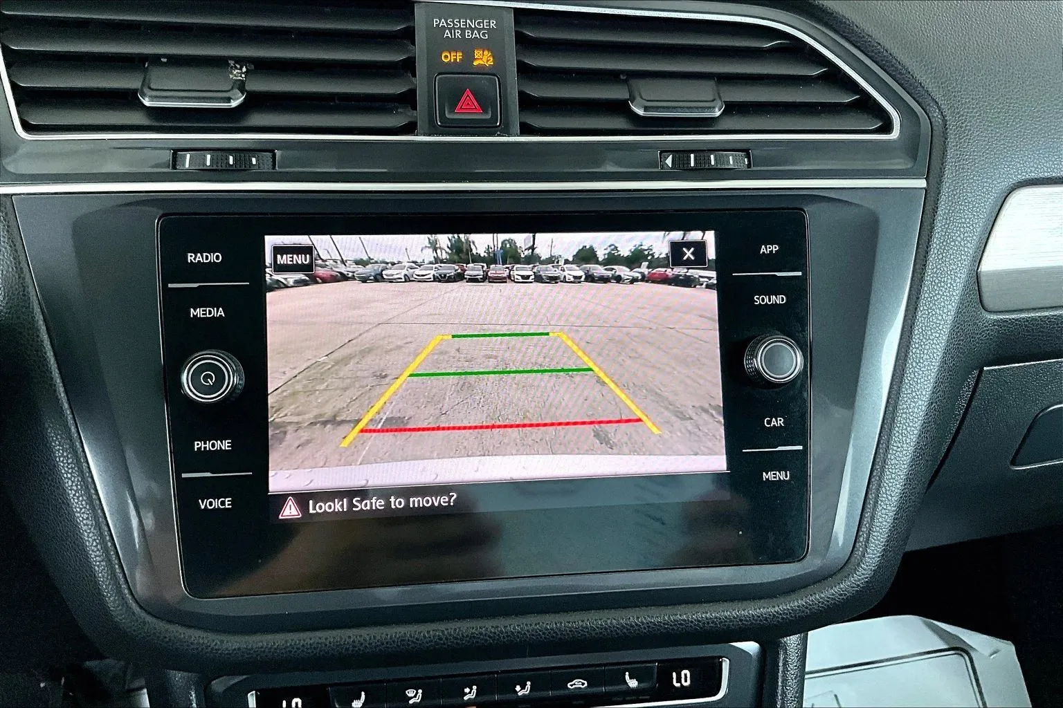 Volkswagen Tiguan photo 13