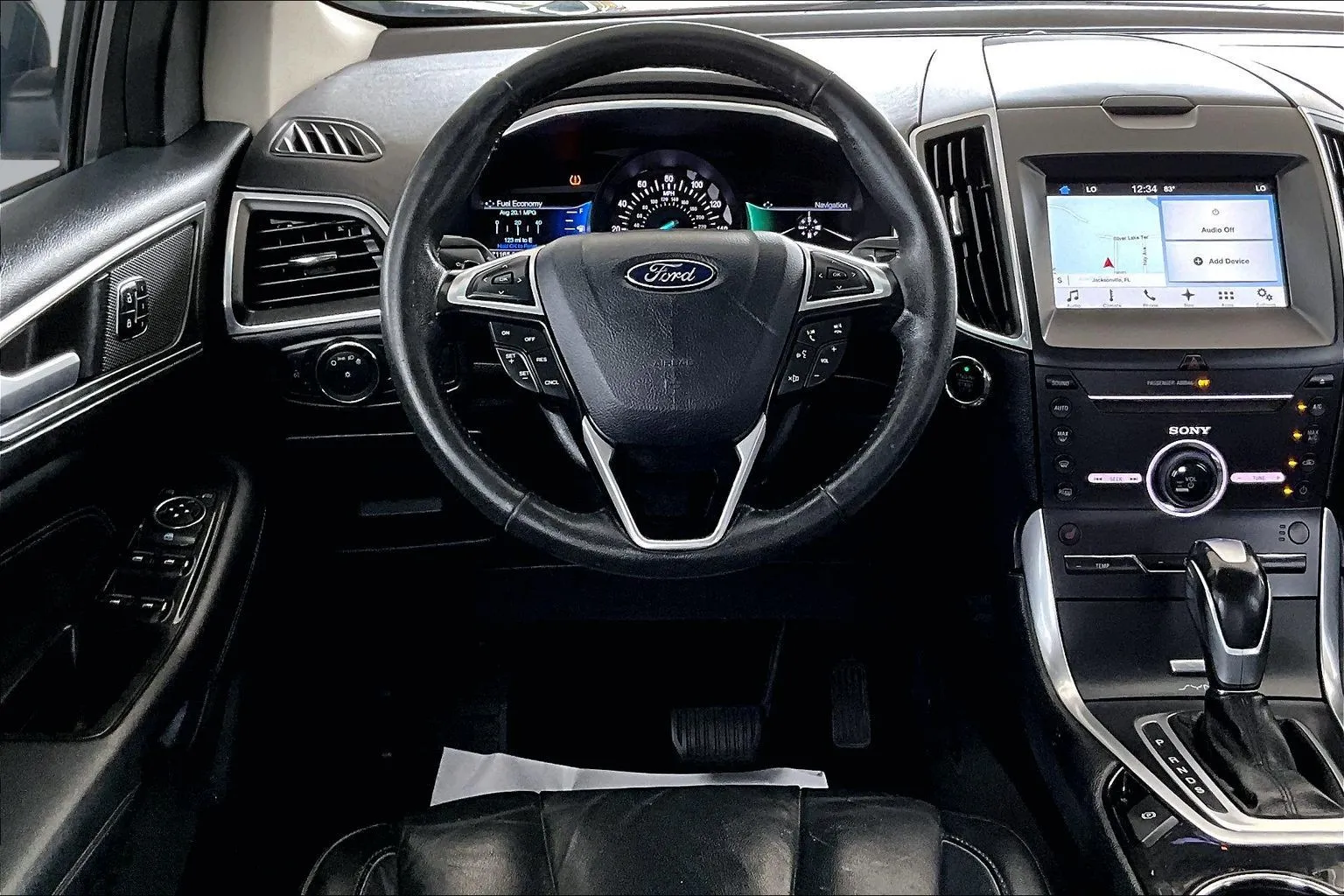 Ford Edge photo 8