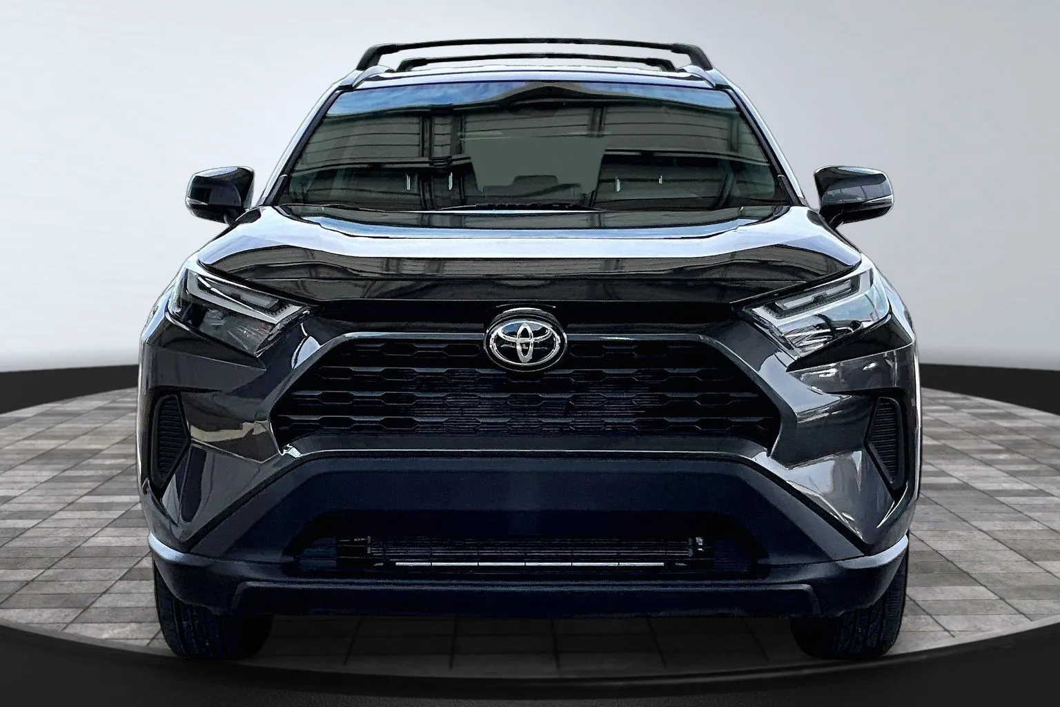 Toyota RAV4 photo 2