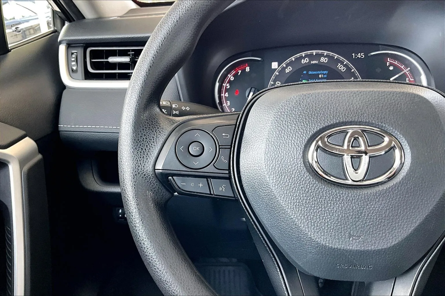 Toyota RAV4 photo 10