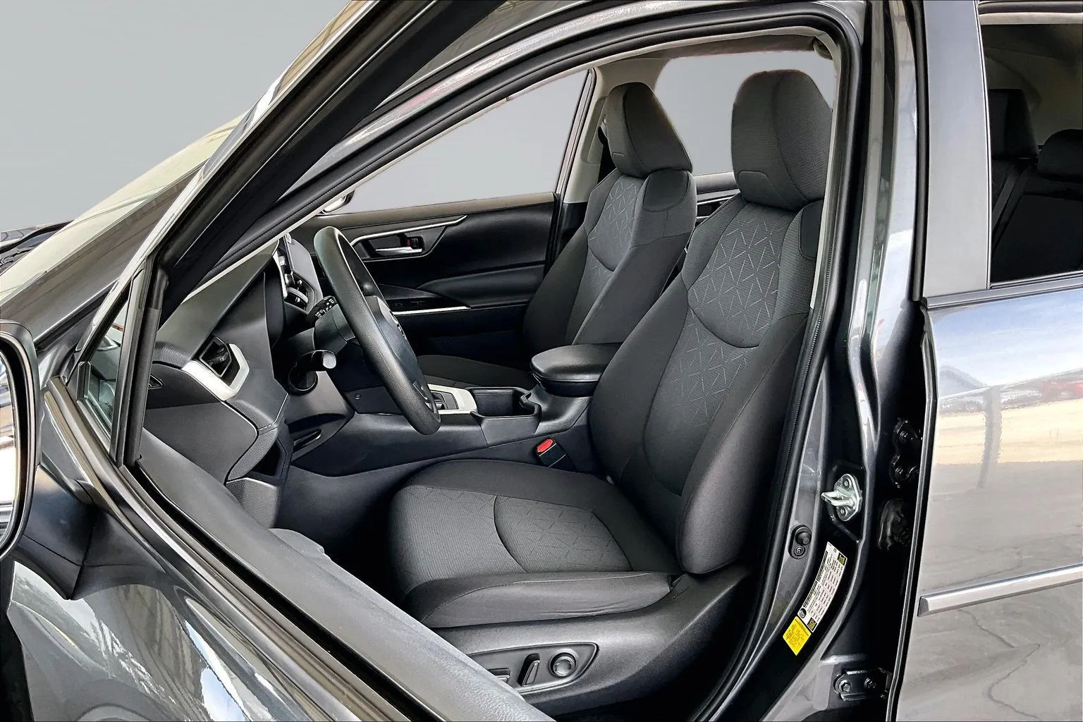 Toyota RAV4 photo 18