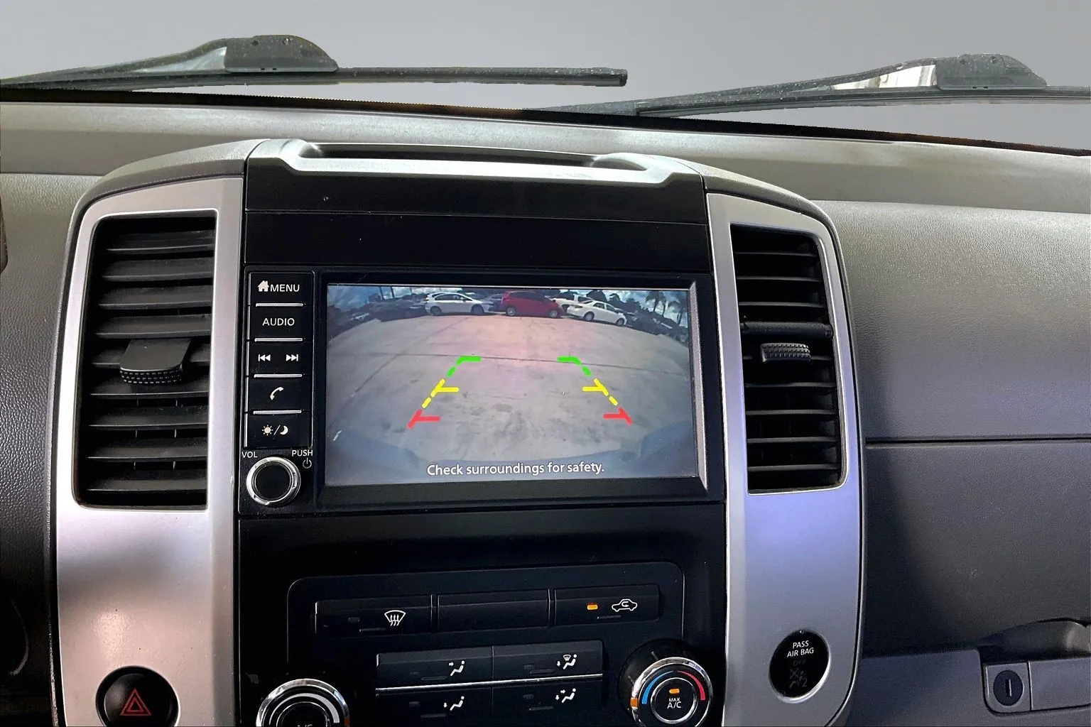 Nissan Frontier photo 14