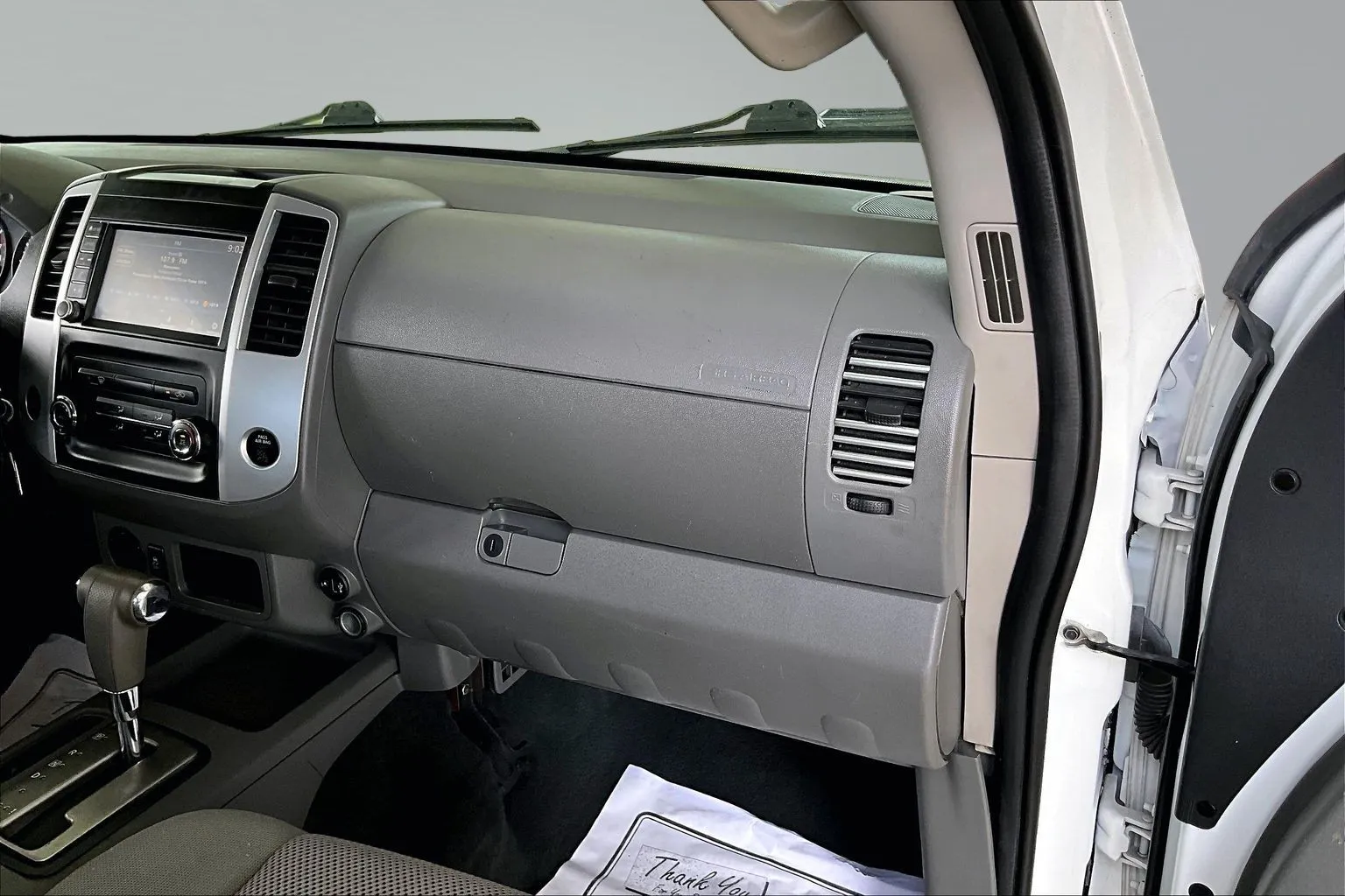 Nissan Frontier photo 24