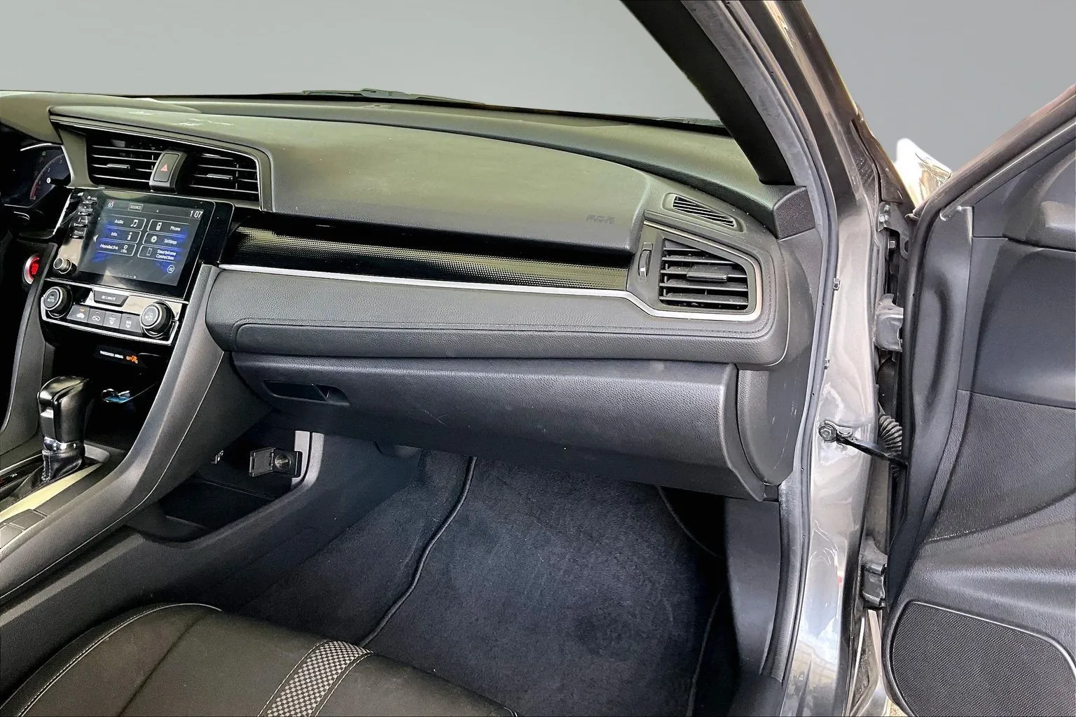 Honda Civic photo 23