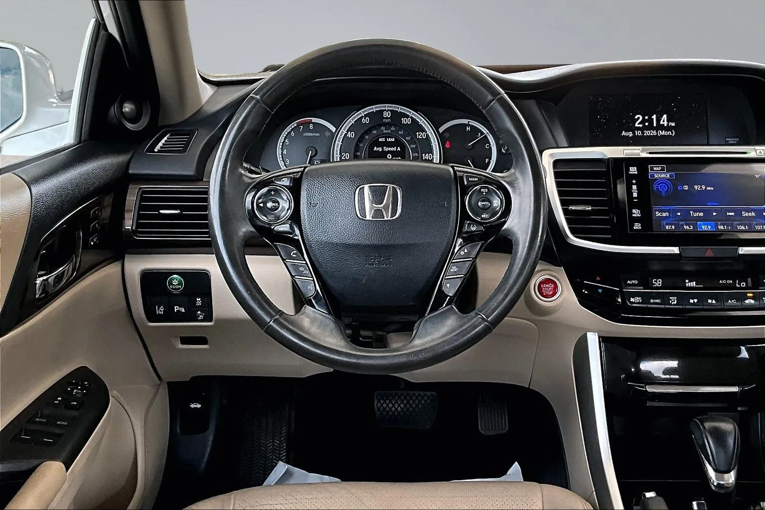 Honda Accord photo 8
