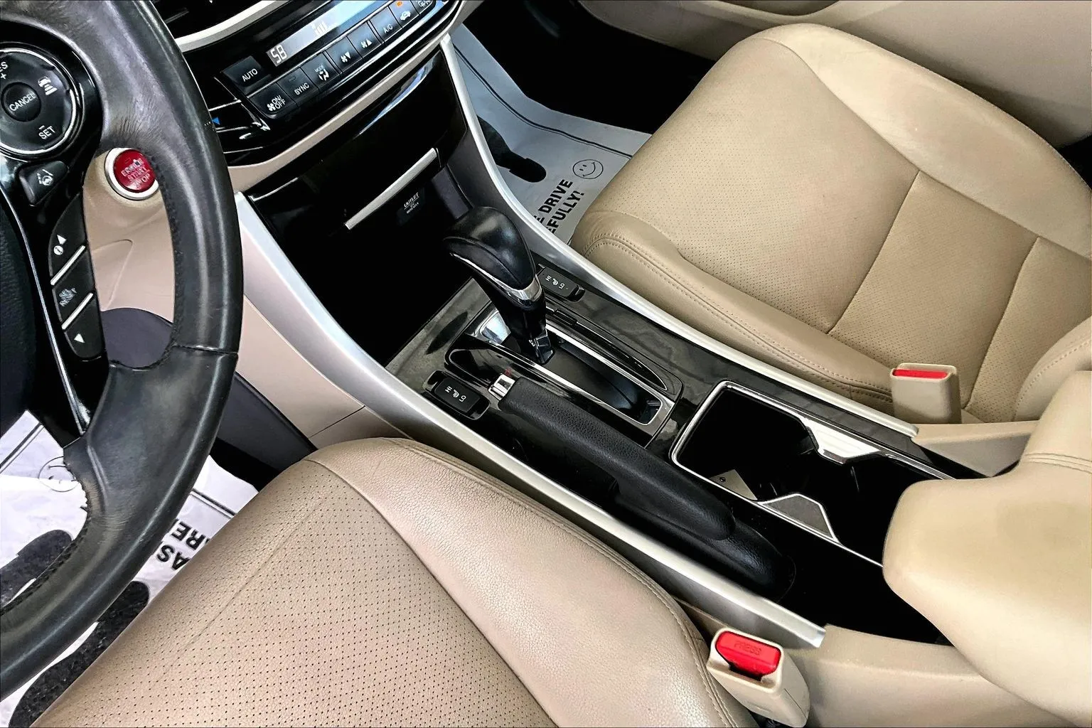 Honda Accord photo 15