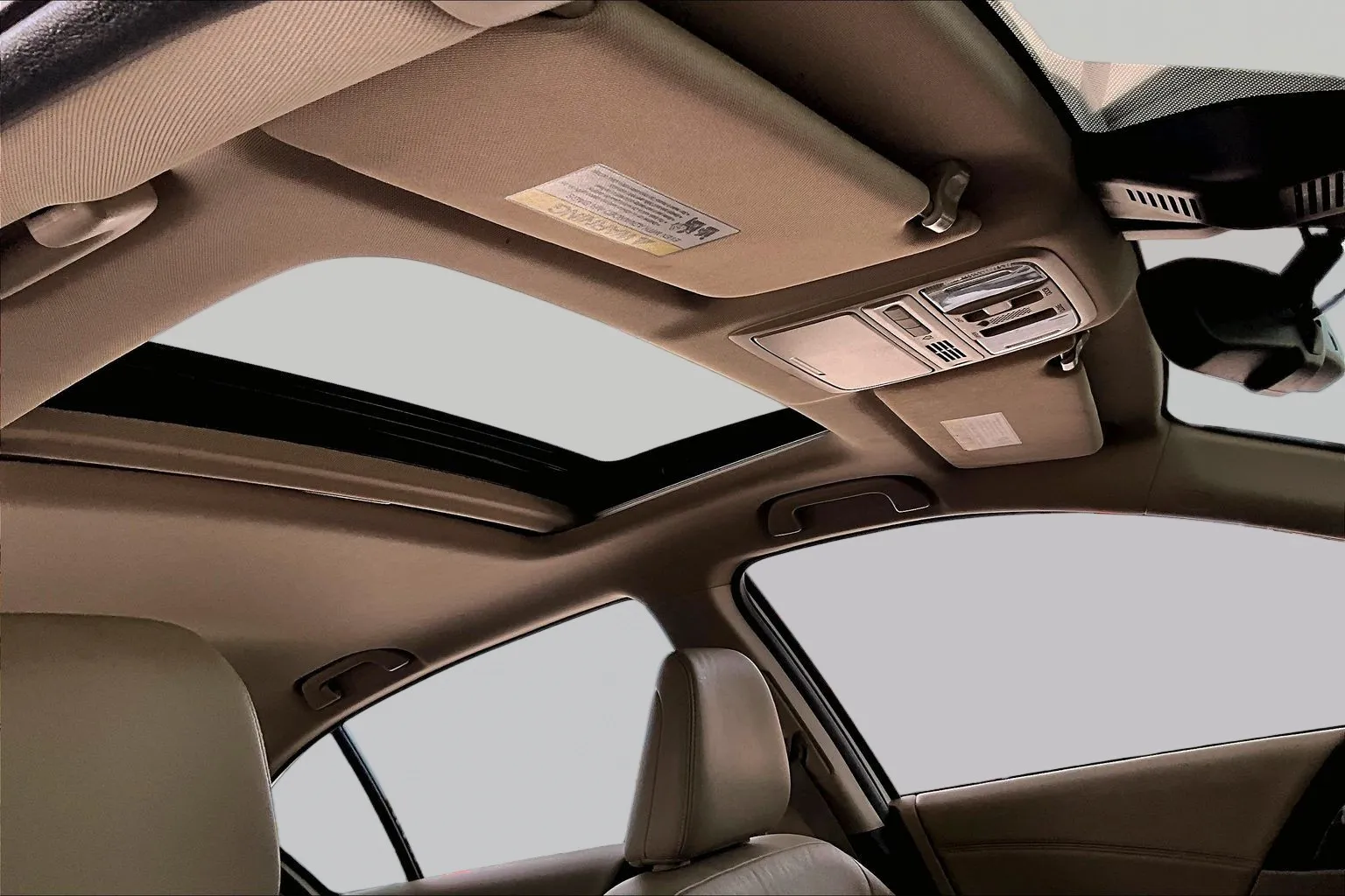 Honda Accord photo 24