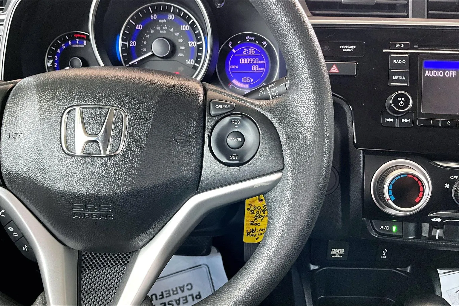 Honda Fit photo 11