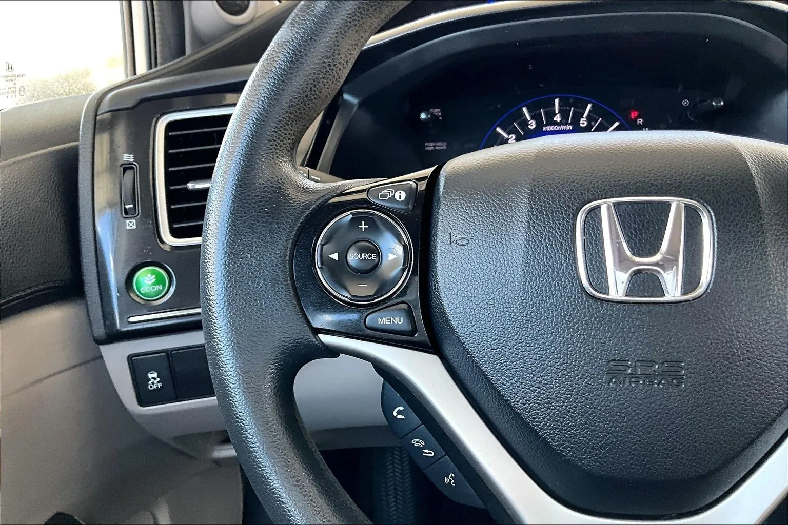 Honda Civic photo 10