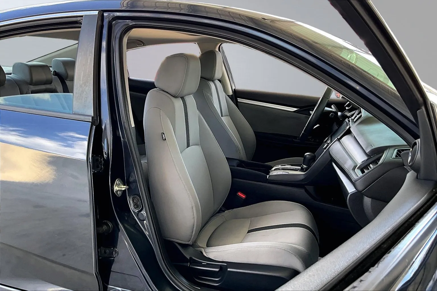 Honda Civic photo 26