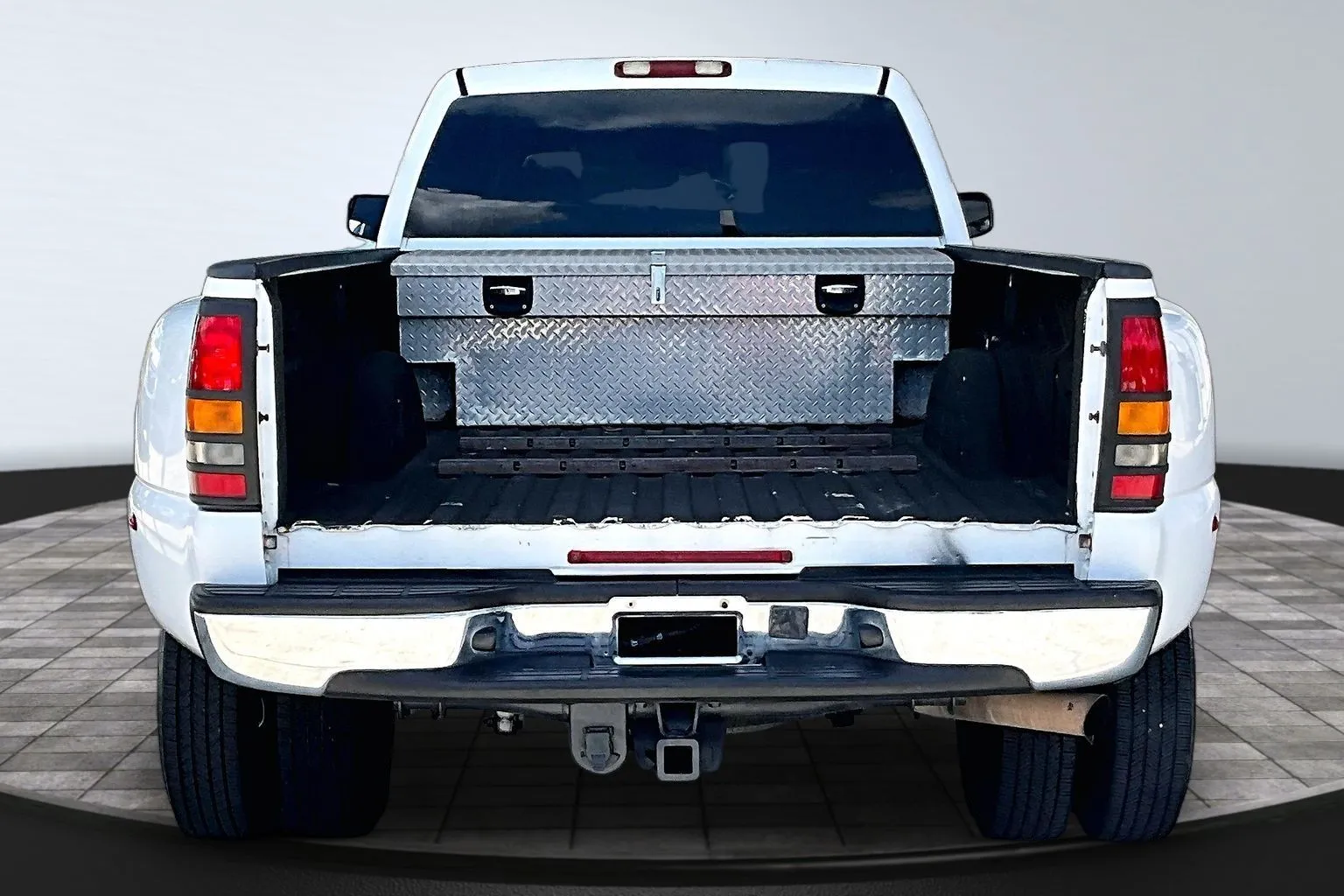 Chevrolet Silverado photo 5