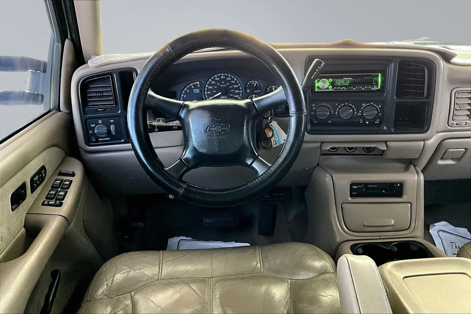 Chevrolet Silverado photo 9