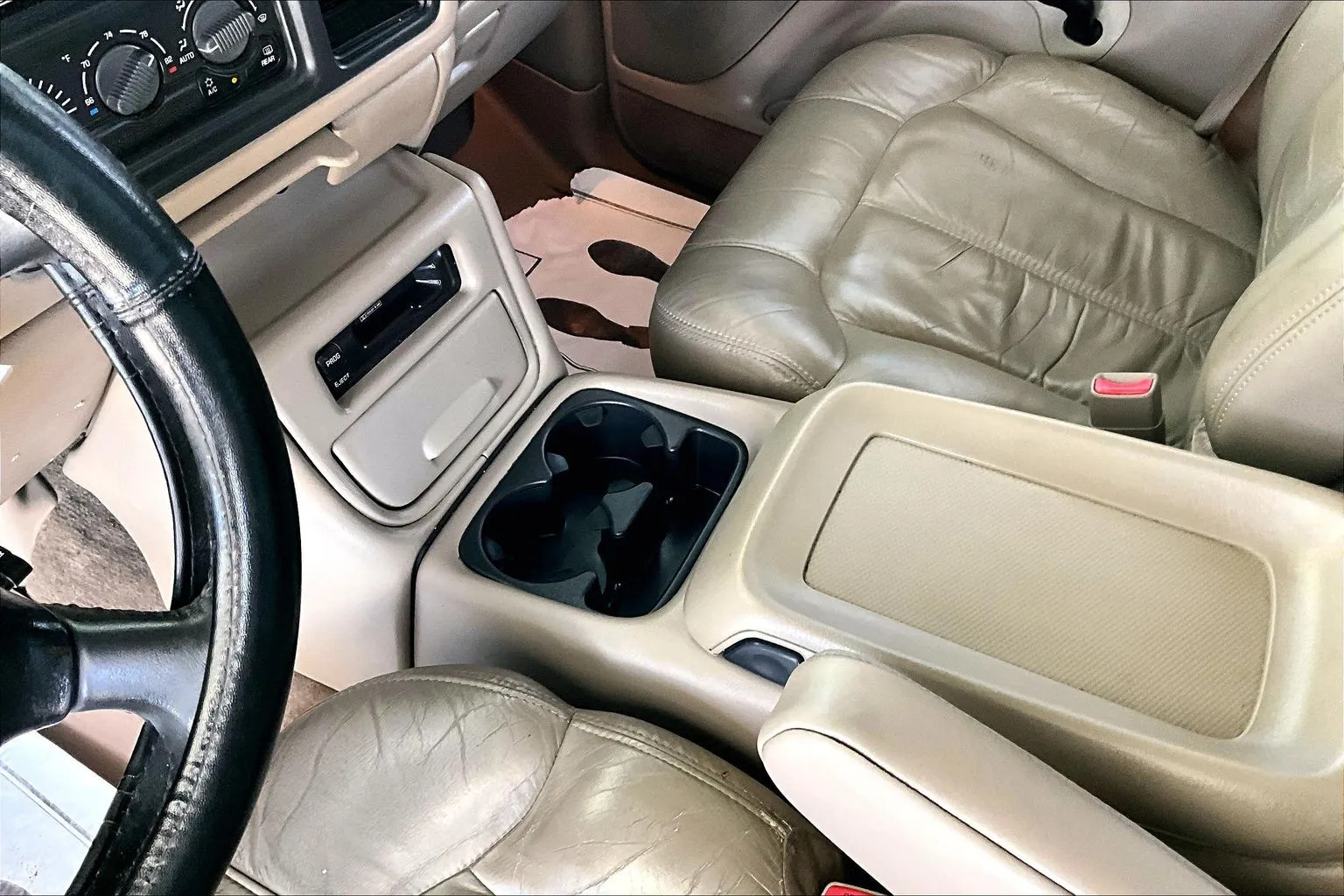 Chevrolet Silverado photo 13