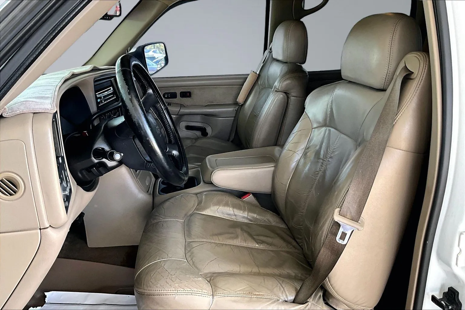 Chevrolet Silverado photo 16