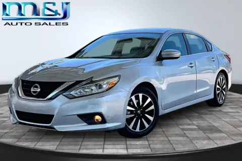Silver 2018 Nissan Altima for sale in Jacksonville, FL