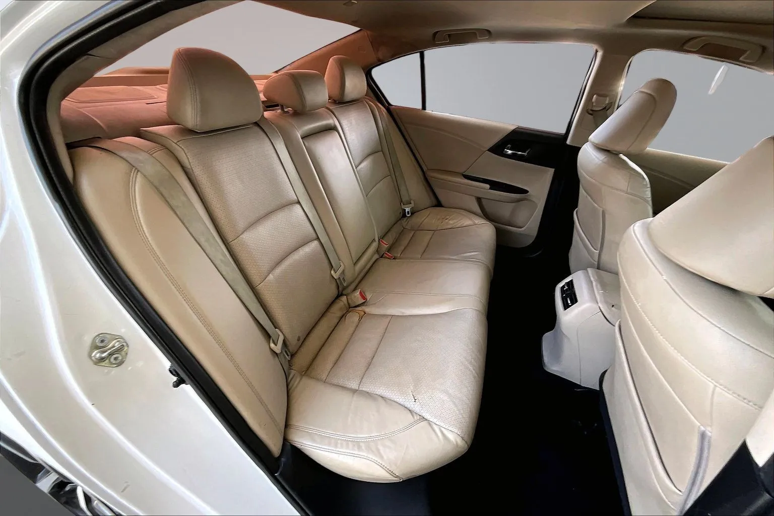 Honda Accord photo 22