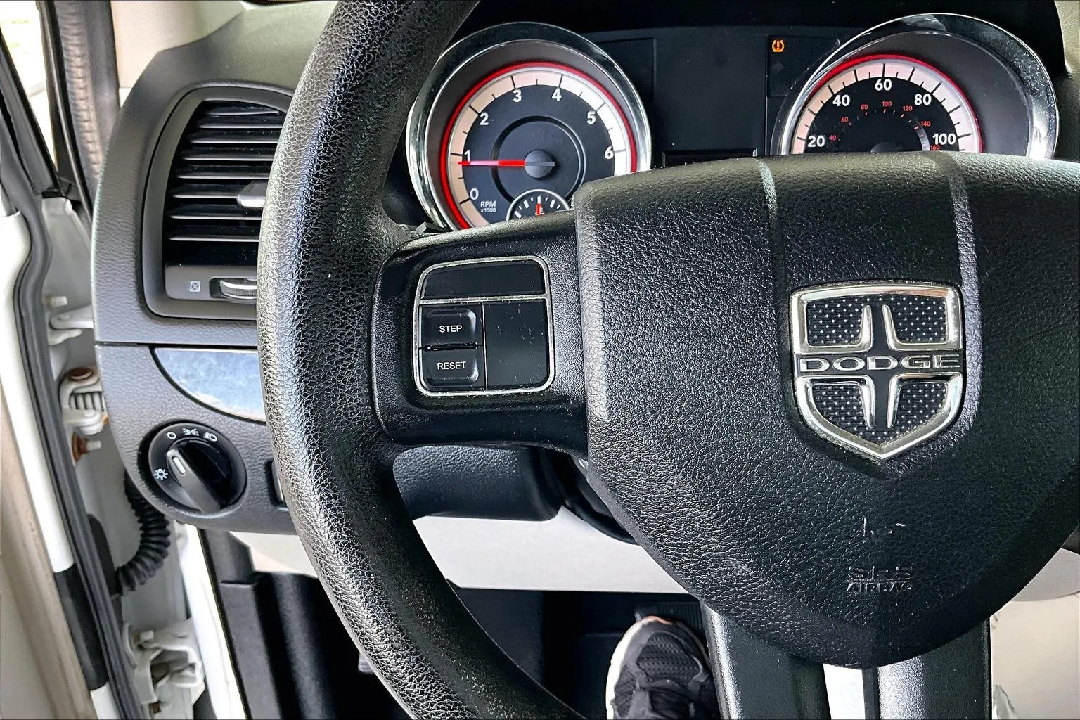Dodge Grand Caravan photo 10