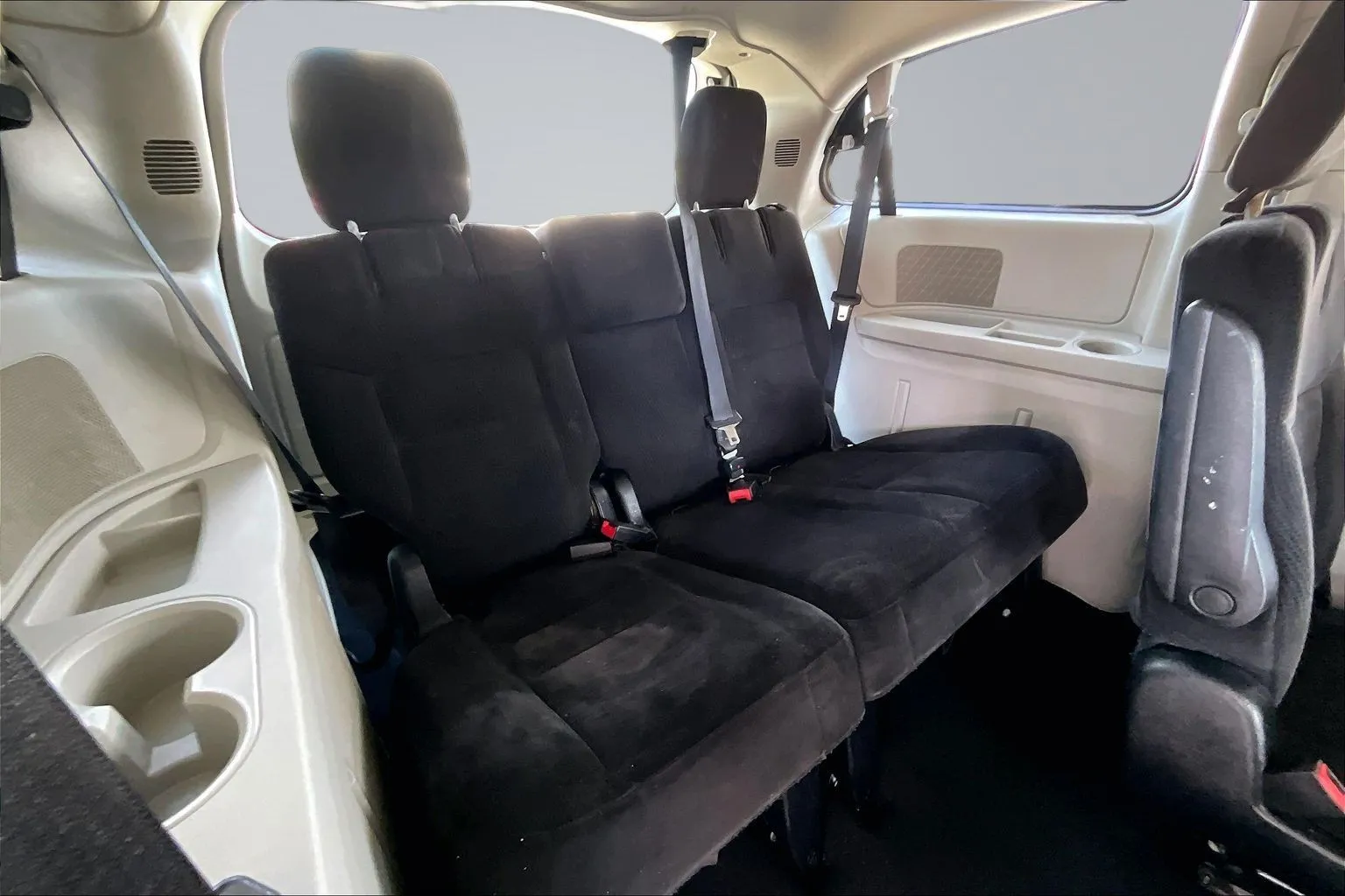 Dodge Grand Caravan photo 22
