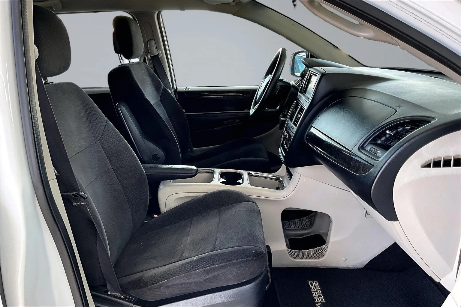 Dodge Grand Caravan photo 25