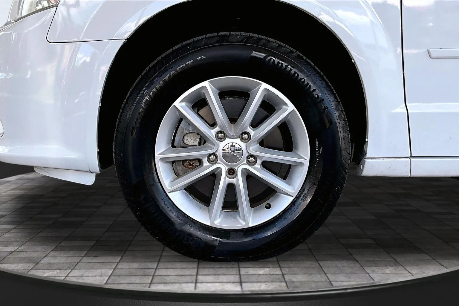 Dodge Grand Caravan photo 30