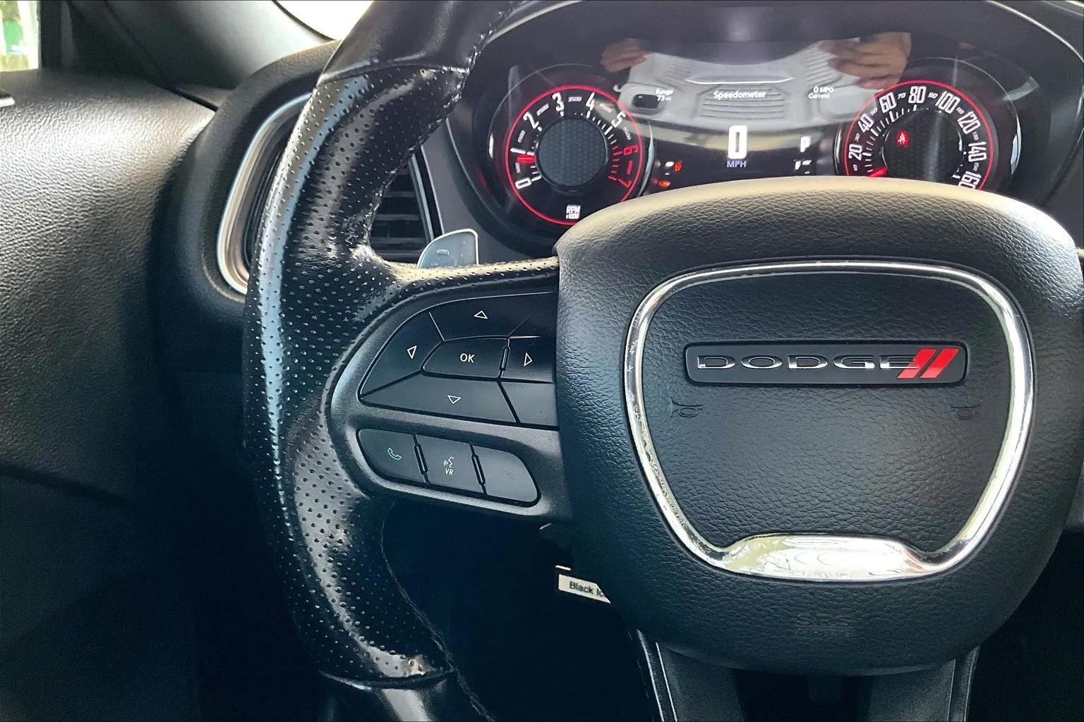 Dodge Challenger photo 10