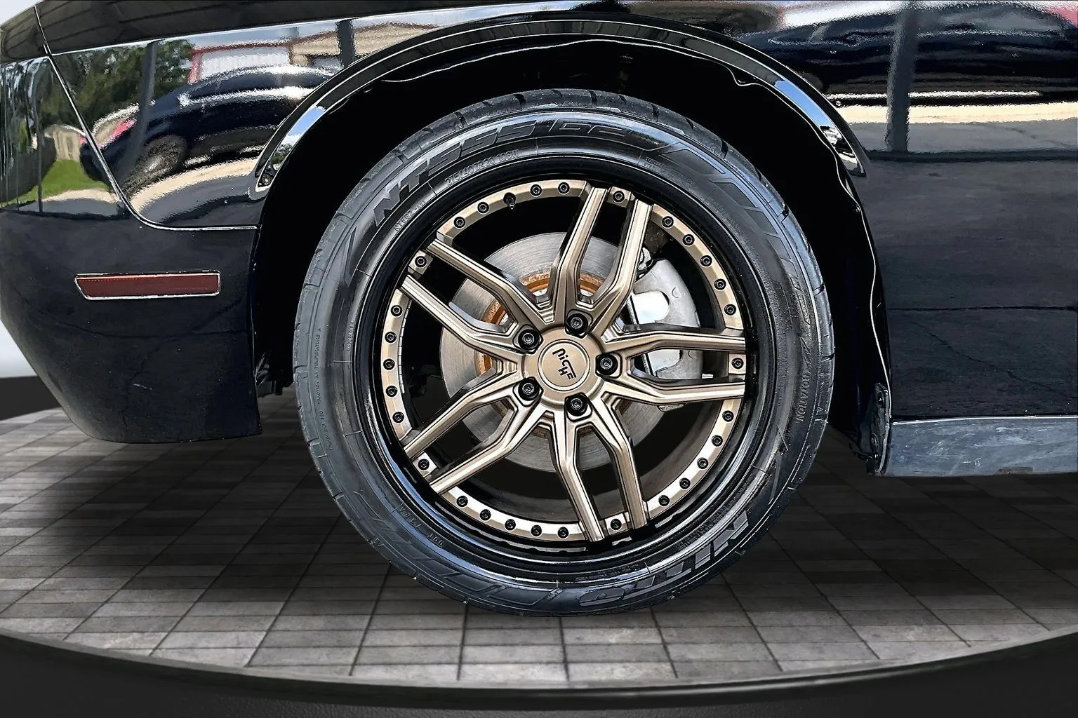 Dodge Challenger photo 30