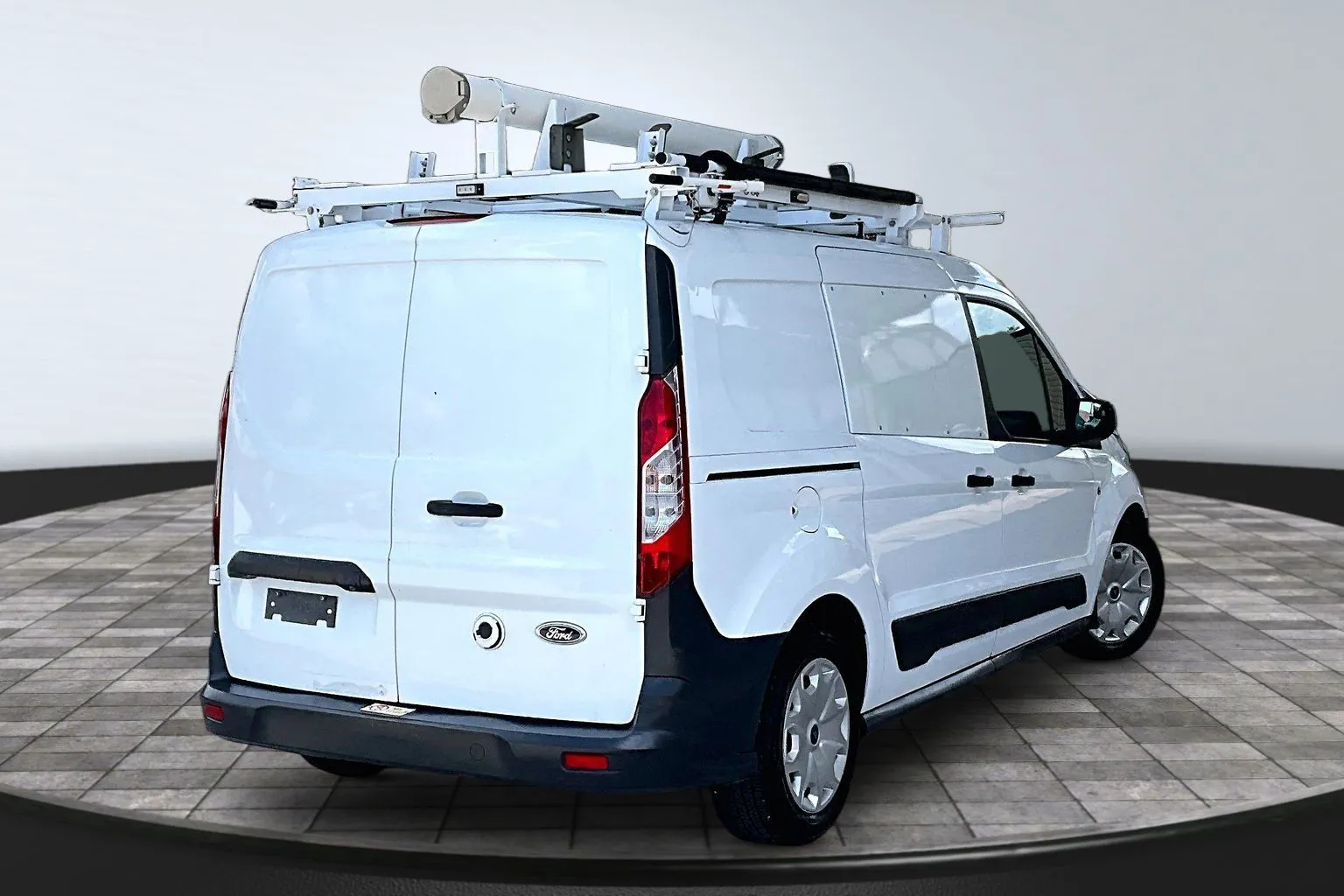 Ford Transit Connect photo 6