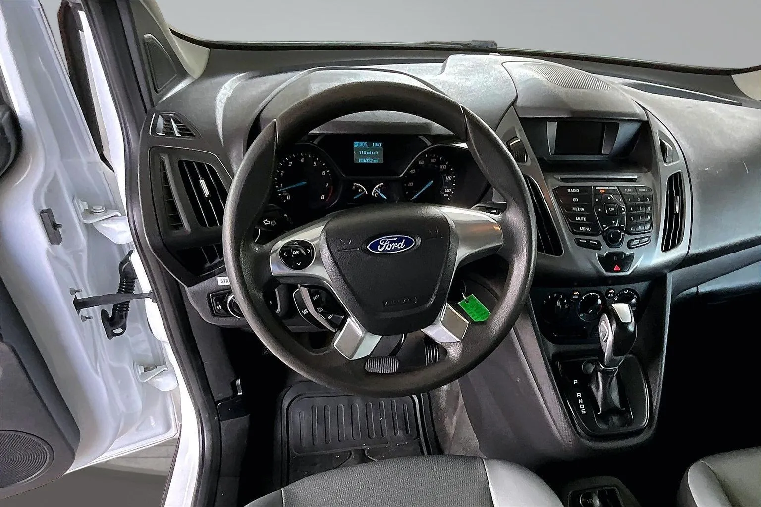 Ford Transit Connect photo 8