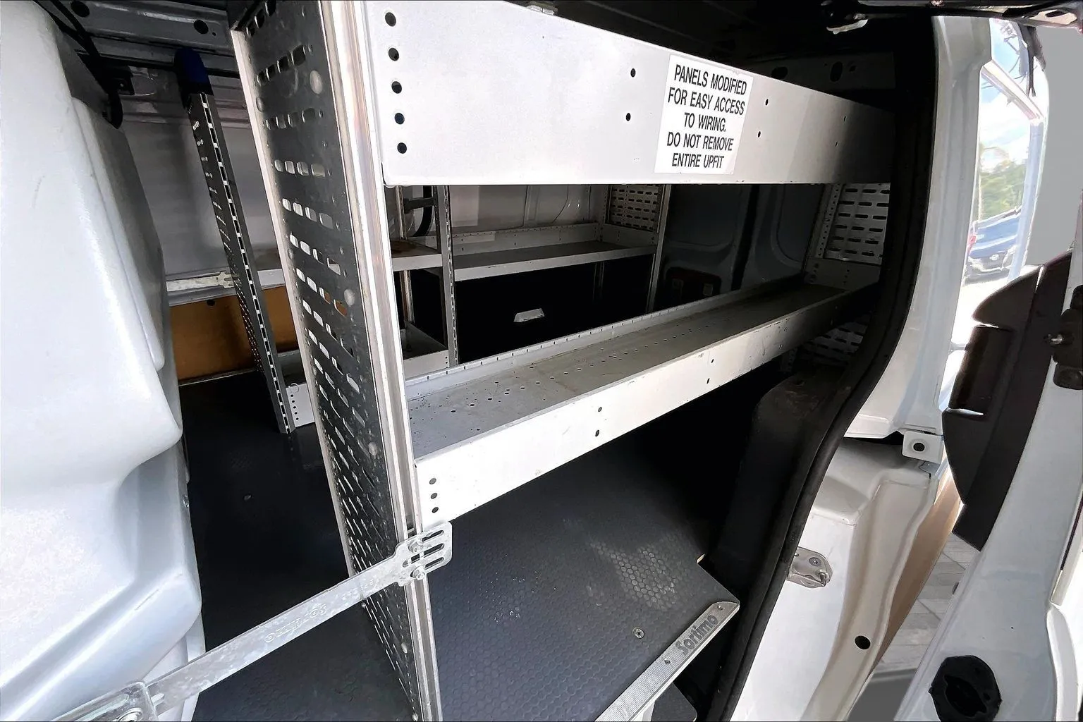Ford Transit Connect photo 18