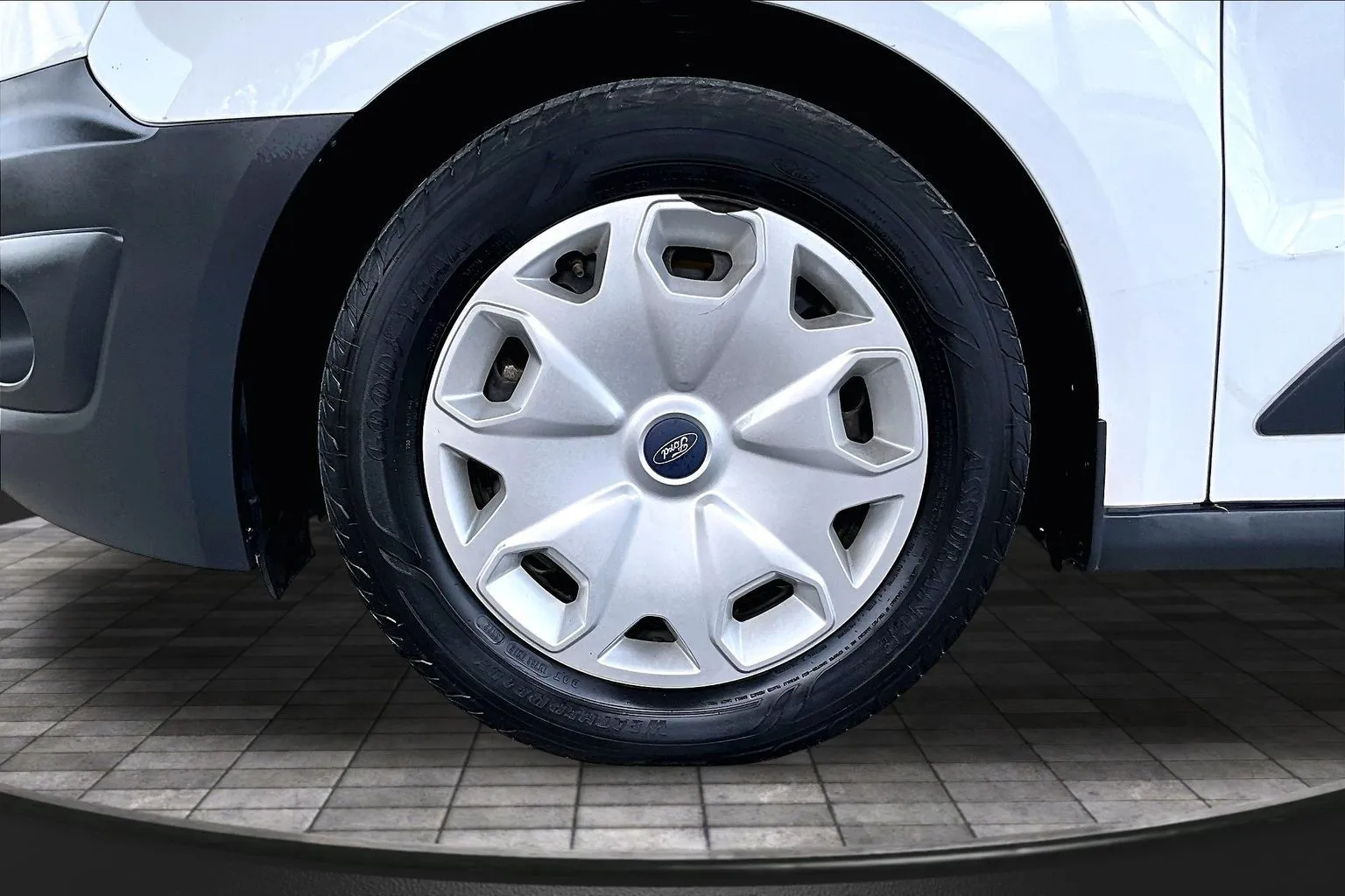 Ford Transit Connect photo 29