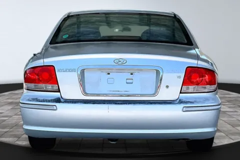 More photos of 2005 Hyundai SONATA GLX at M&J Auto Sales and Service, FL