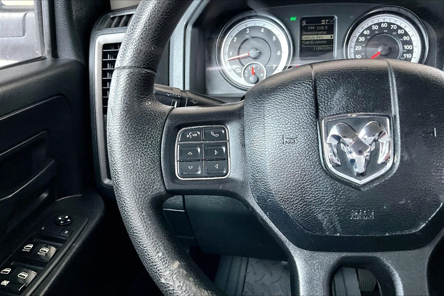 Ram 1500 photo 11