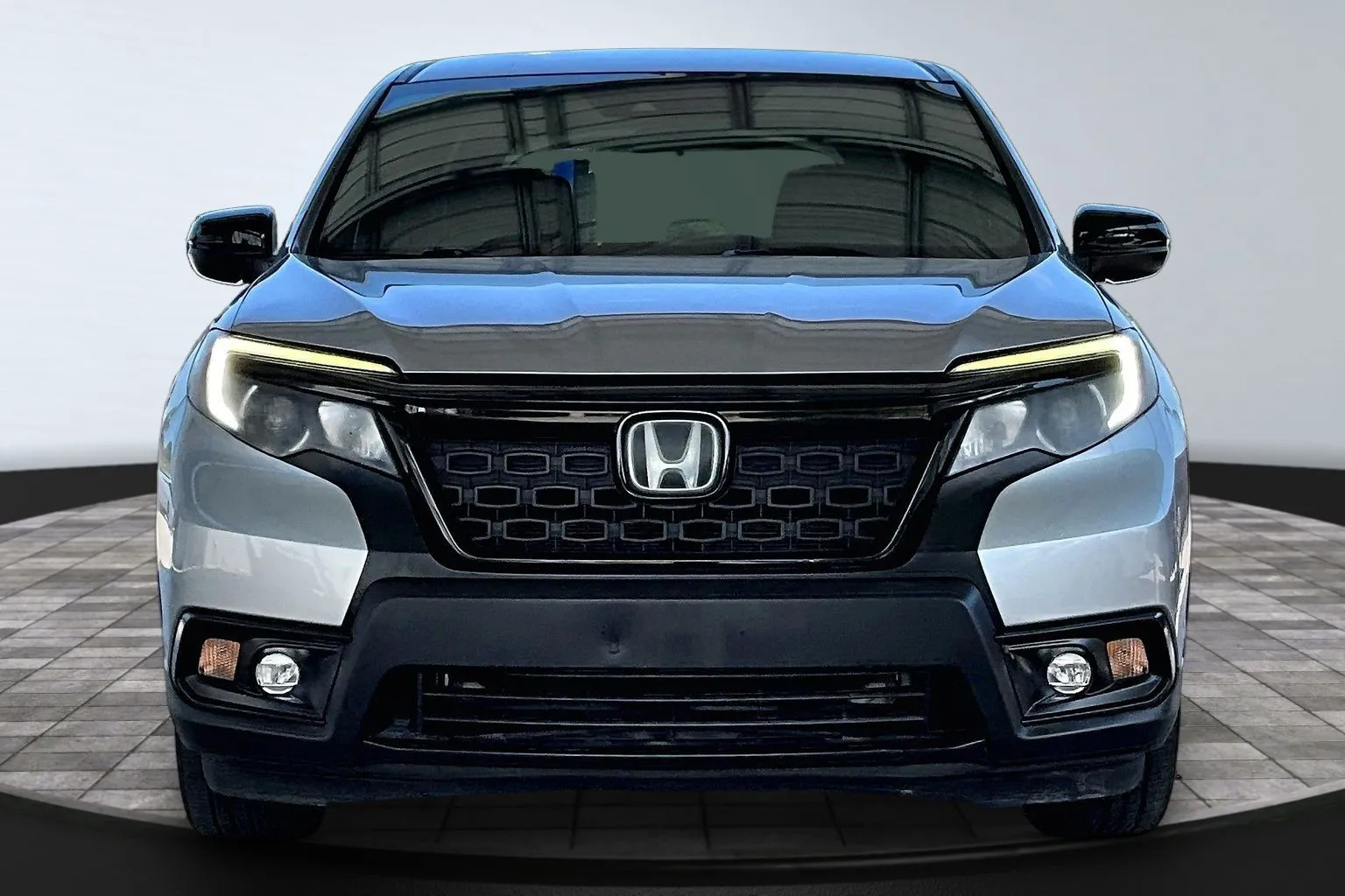 Honda Passport photo 2