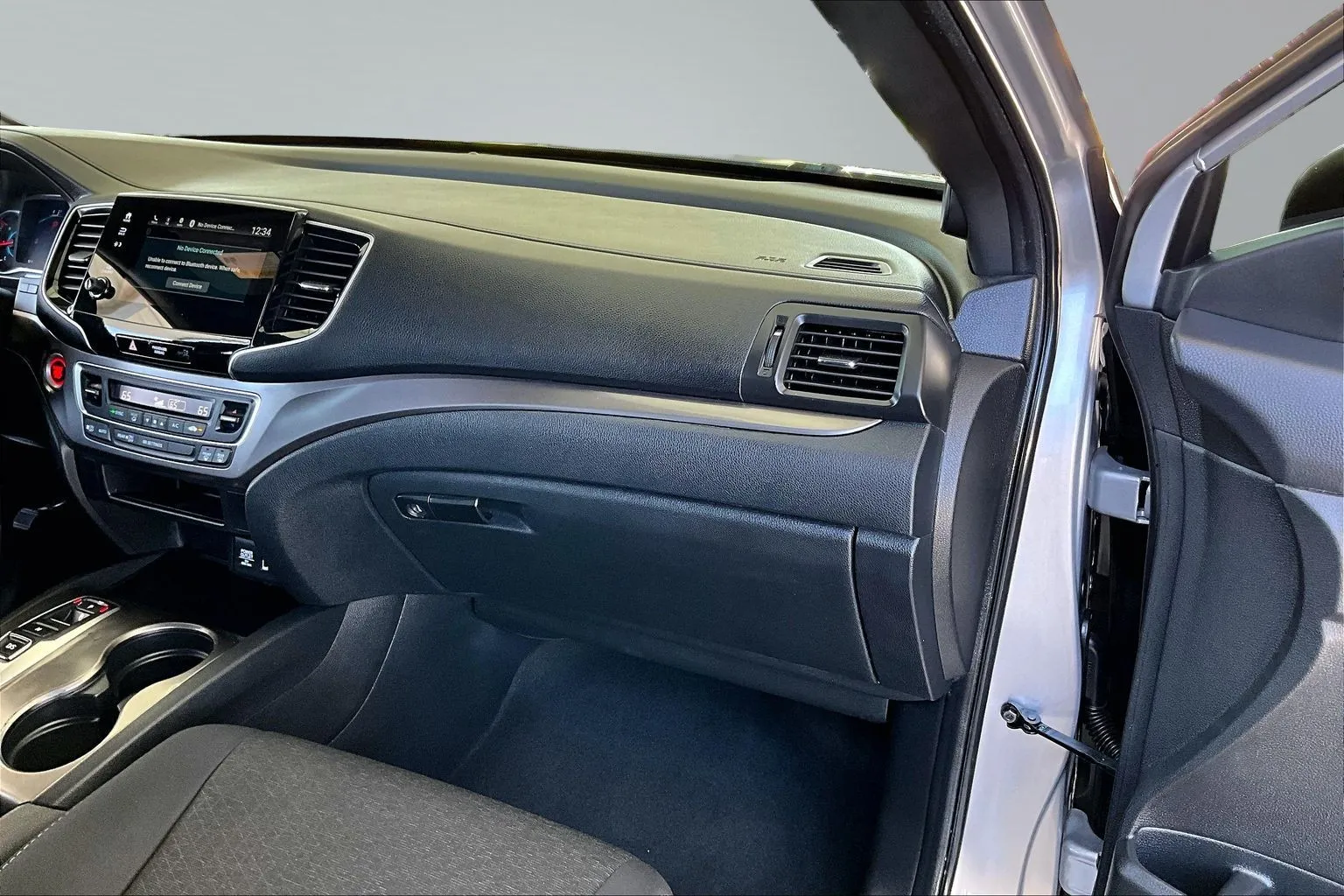 Honda Passport photo 23