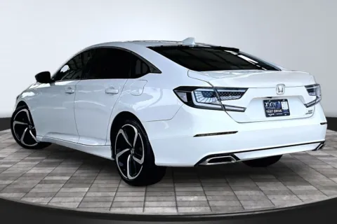 More photos of 2019 Honda Accord Sport at M&J Auto Sales and Service, FL