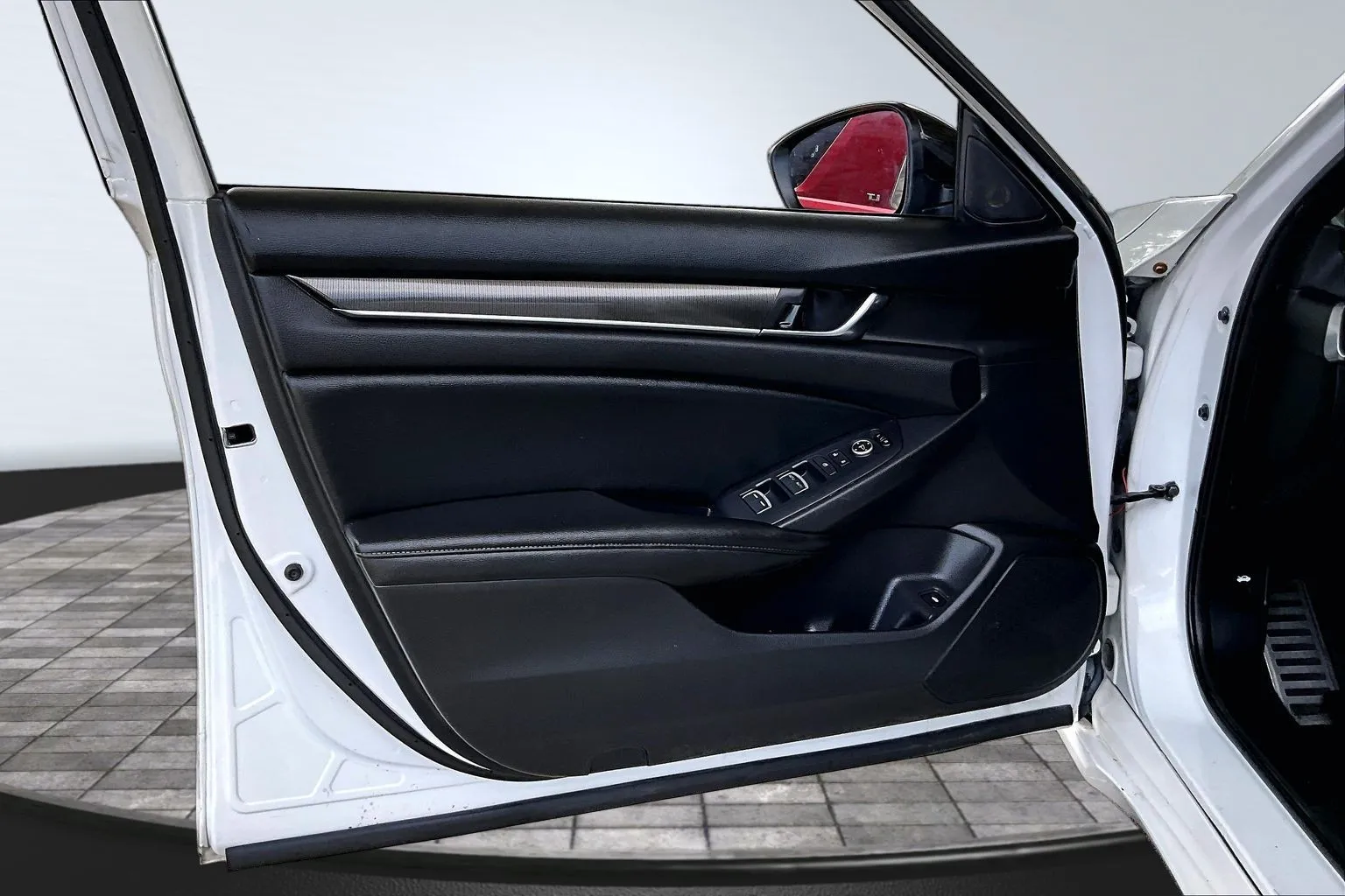 Honda Accord photo 17