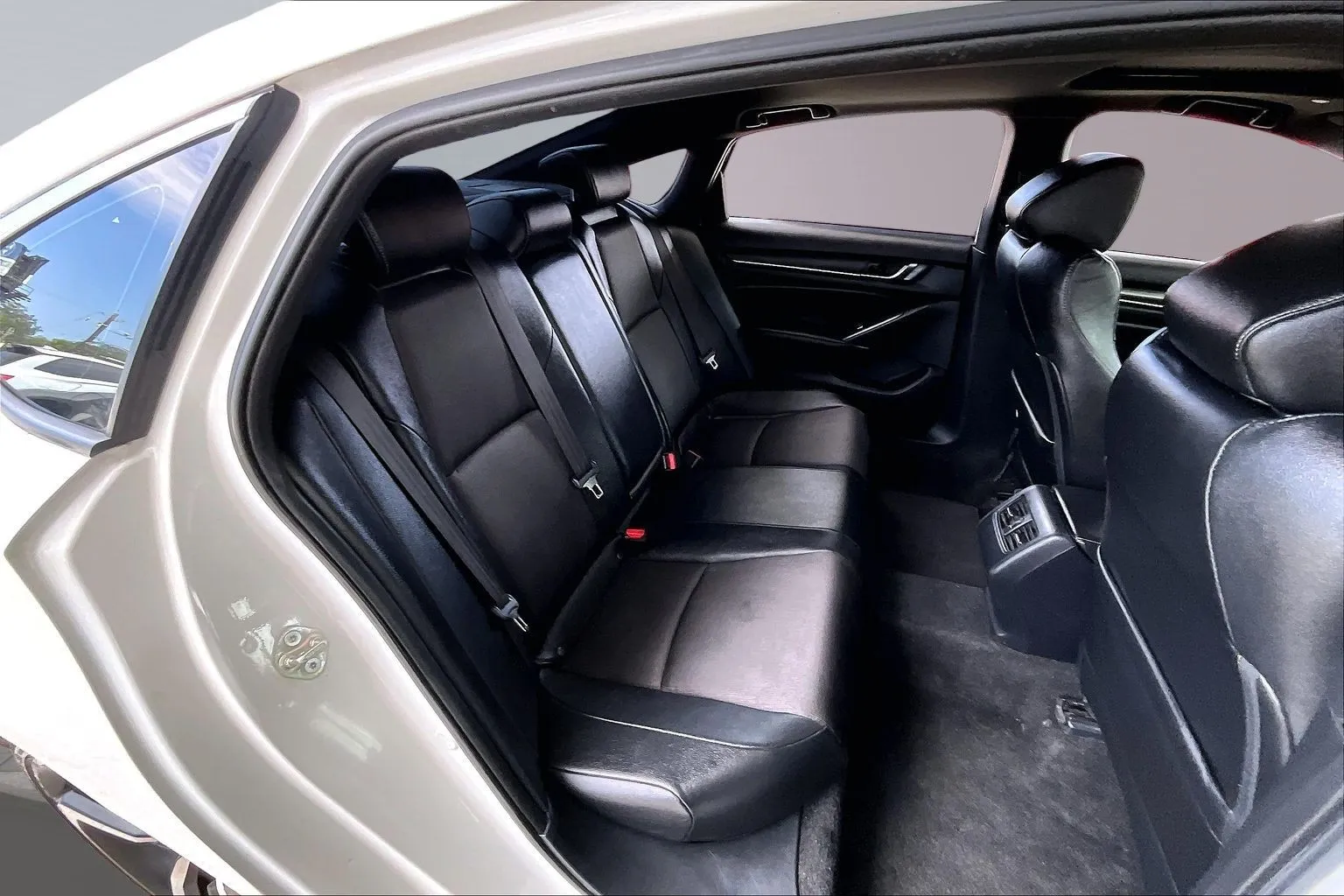 Honda Accord photo 22