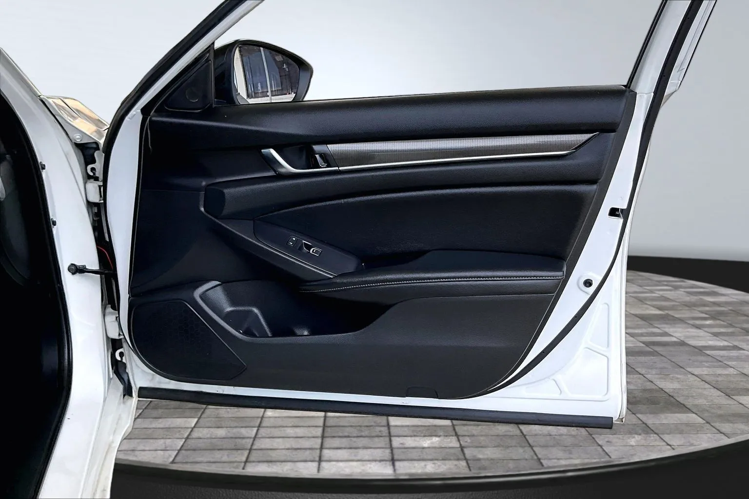 Honda Accord photo 25
