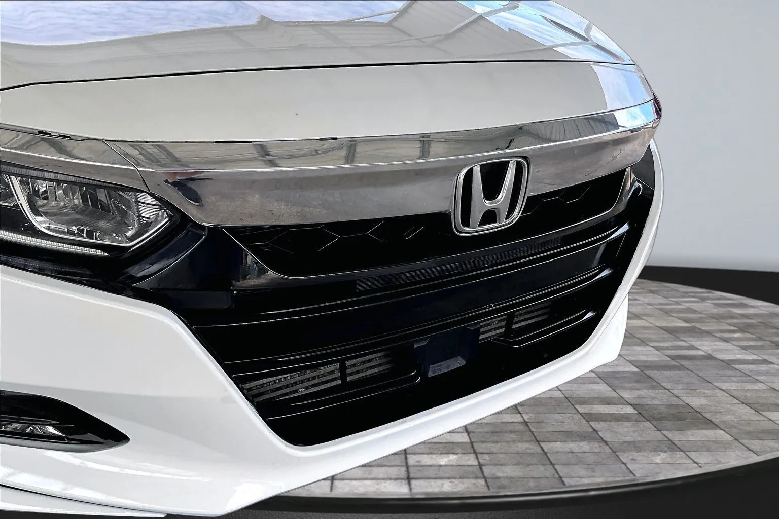 Honda Accord photo 30
