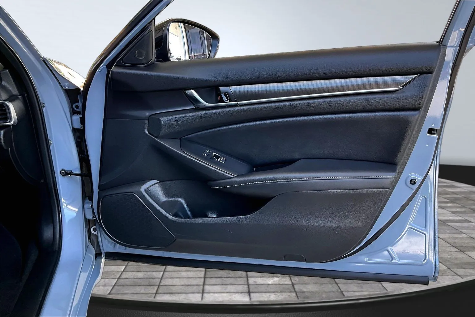 Honda Accord photo 25