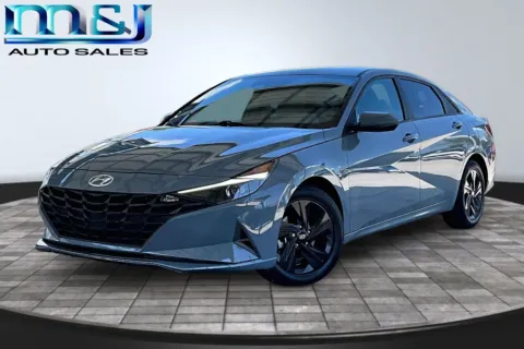 Gray 2023 Hyundai ELANTRA SEL for sale in Jacksonville, FL
