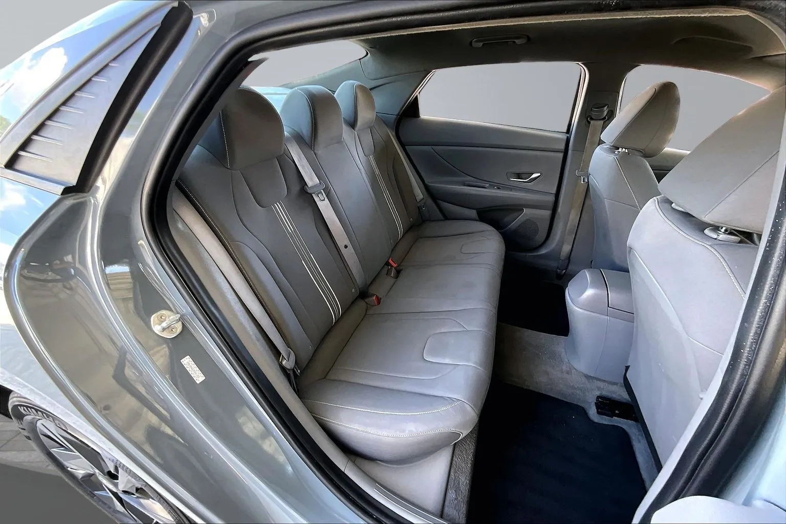 Hyundai Elantra photo 22