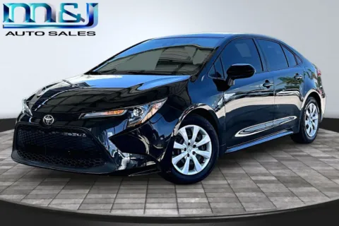 Black 2021 Toyota Corolla LE for sale in Jacksonville, FL