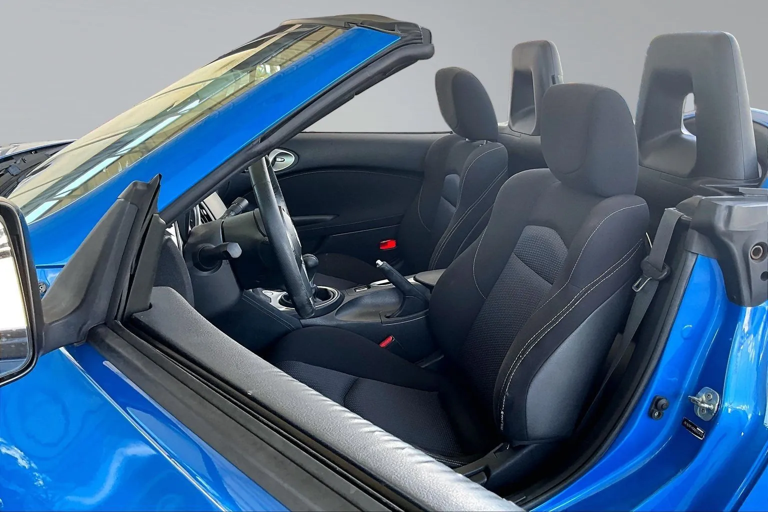 Nissan 370Z photo 17