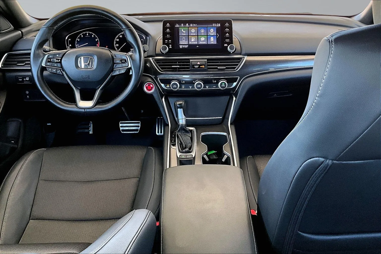 Honda Accord photo 7
